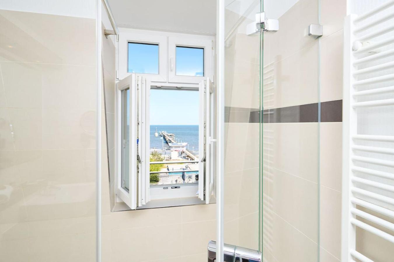 Strand- Und Wellnesshotel Preussenhof Zinnowitz Bagian luar foto
