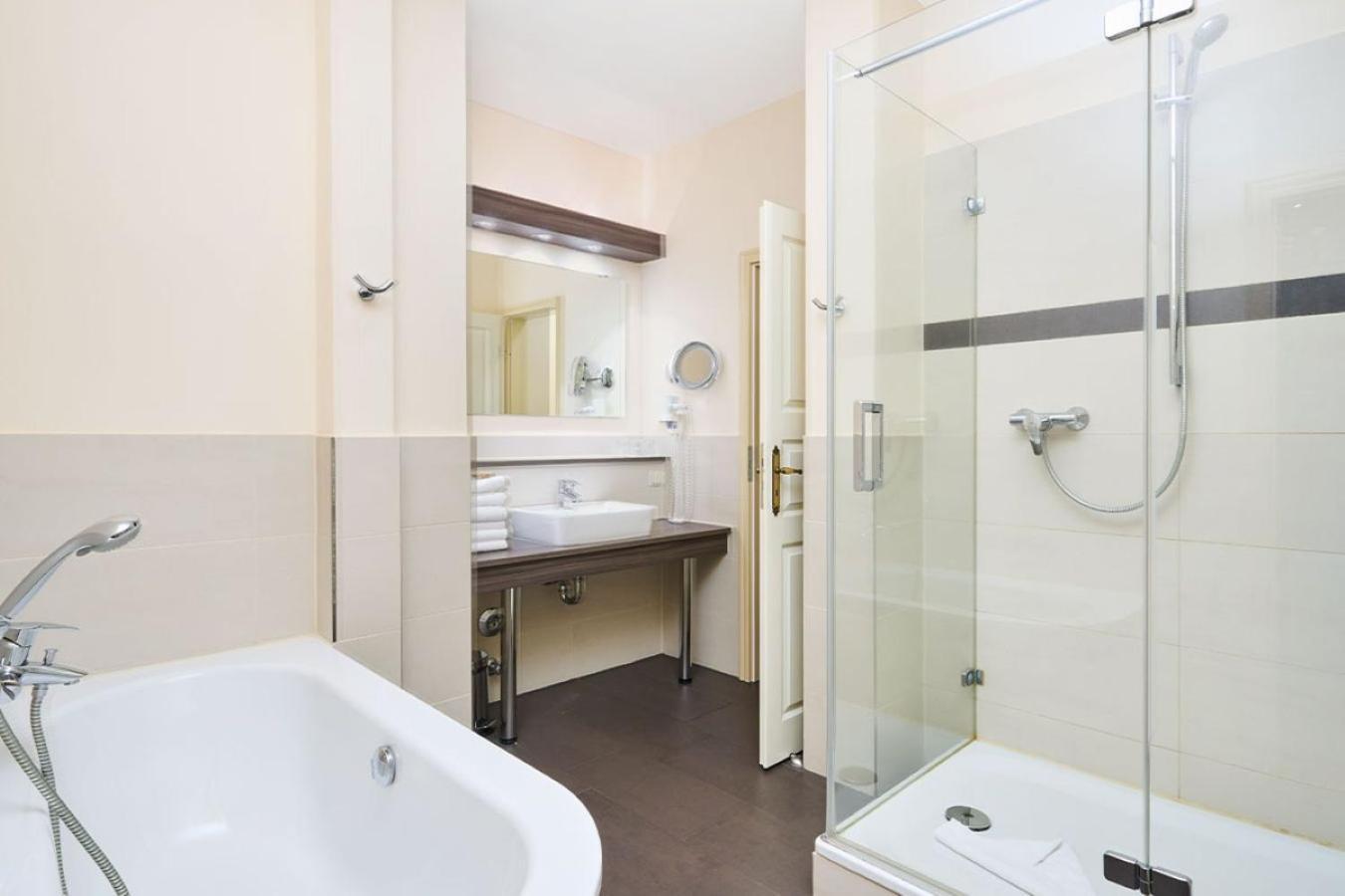 Strand- Und Wellnesshotel Preussenhof Zinnowitz Bagian luar foto